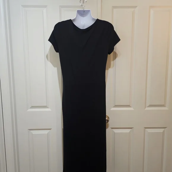 SALE - ​PLUS-Torrid Super Soft Black Short Sleeve Maxi Dress - Picture 3 of 4